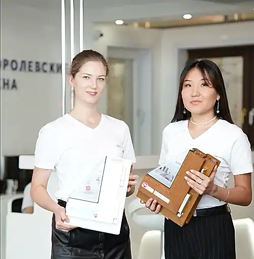 «Королевские окна» в Алматы